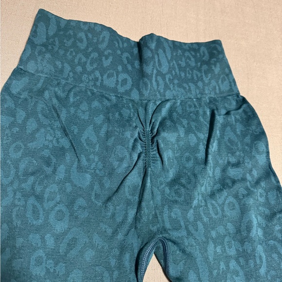 Gymshark size S workout pants - Picture 5 of 5